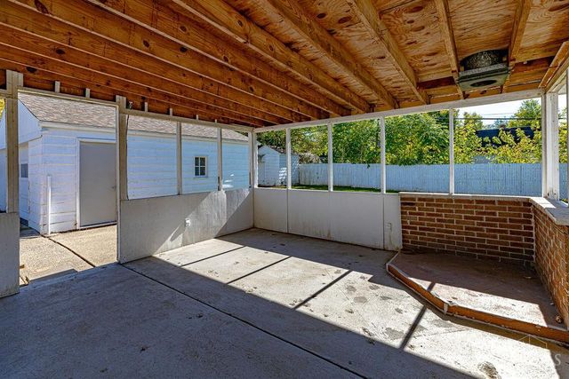 1237 Ellen Drive, Middletown, OH 45042