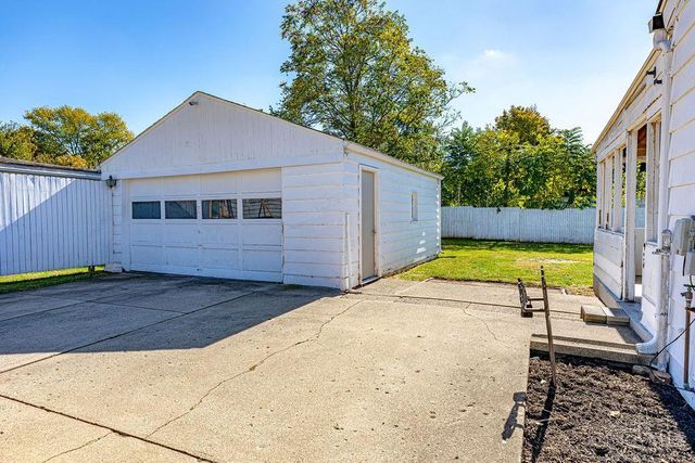 1237 Ellen Drive, Middletown, OH 45042