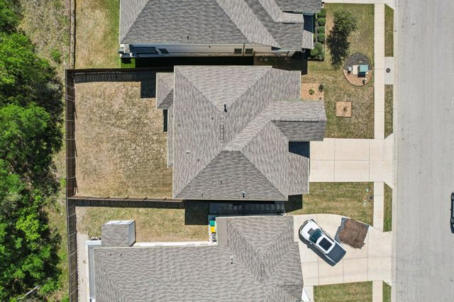 908 Goldilocks LN, Manchaca, TX 78652