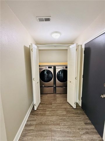 2714 W Fir Street, Rogers, AR 72758