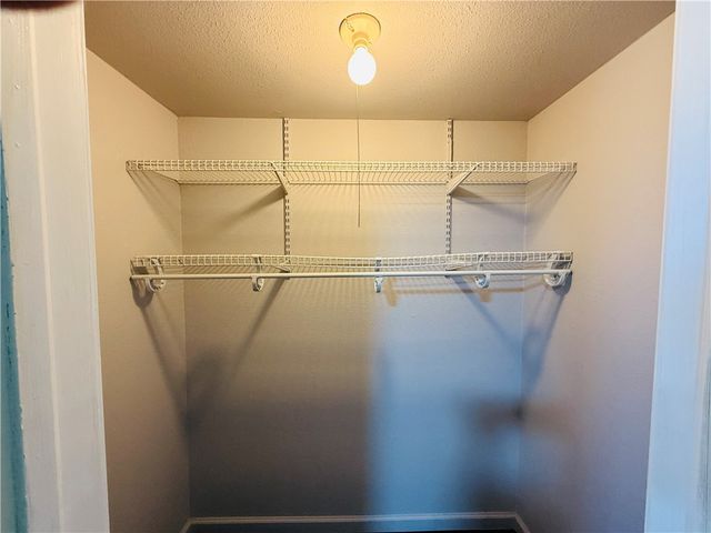 2714 W Fir Street, Rogers, AR 72758