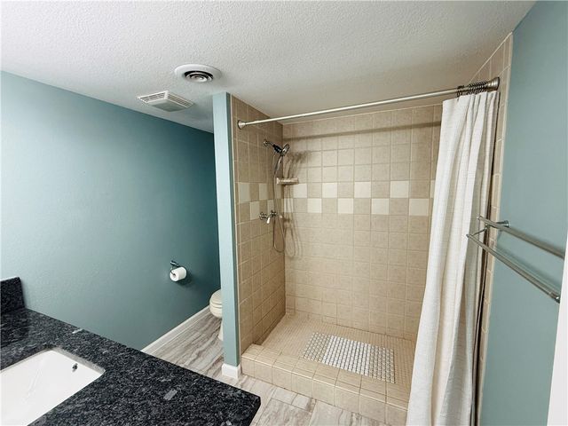 2714 W Fir Street, Rogers, AR 72758