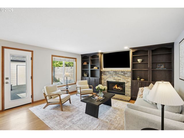 2474 Ne Lindsey Dr, Hillsboro, OR 97124