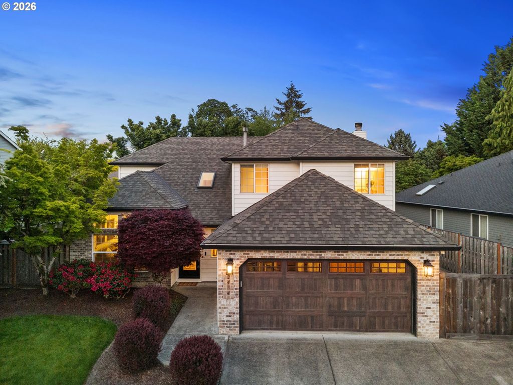 2474 Ne Lindsey Dr, Hillsboro, OR 97124