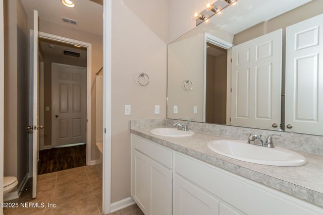 1087 PERSIMMON Drive, Middleburg, FL 32068