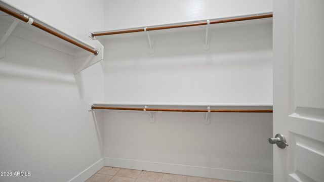 6768 W LONE CACTUS Drive, Glendale, AZ 85308