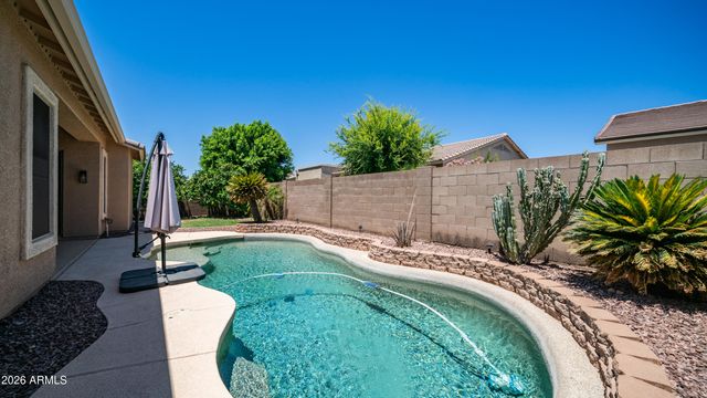 6768 W LONE CACTUS Drive, Glendale, AZ 85308