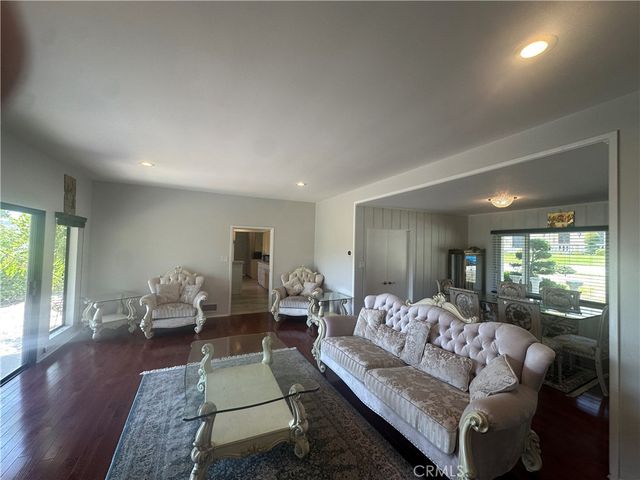 1201 Imperial, Glendale, CA 91207