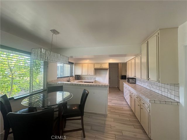 1201 Imperial, Glendale, CA 91207