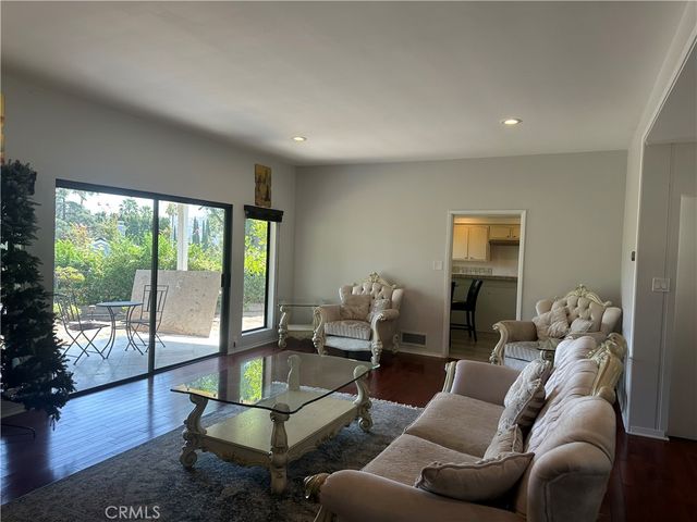 1201 Imperial, Glendale, CA 91207