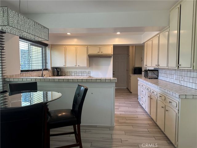 1201 Imperial, Glendale, CA 91207