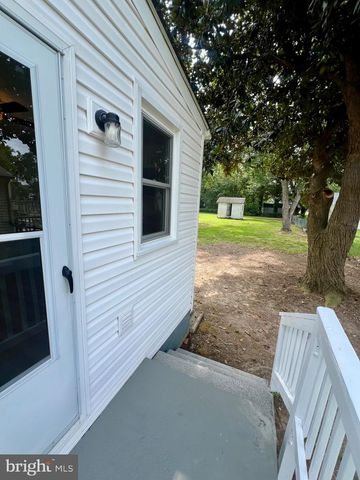 222 MIMOSA AVE, Colonial Beach, VA 22443