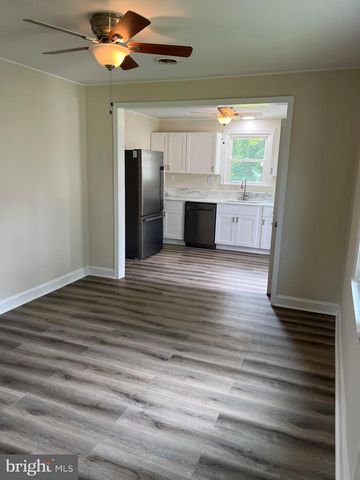 222 MIMOSA AVE, Colonial Beach, VA 22443