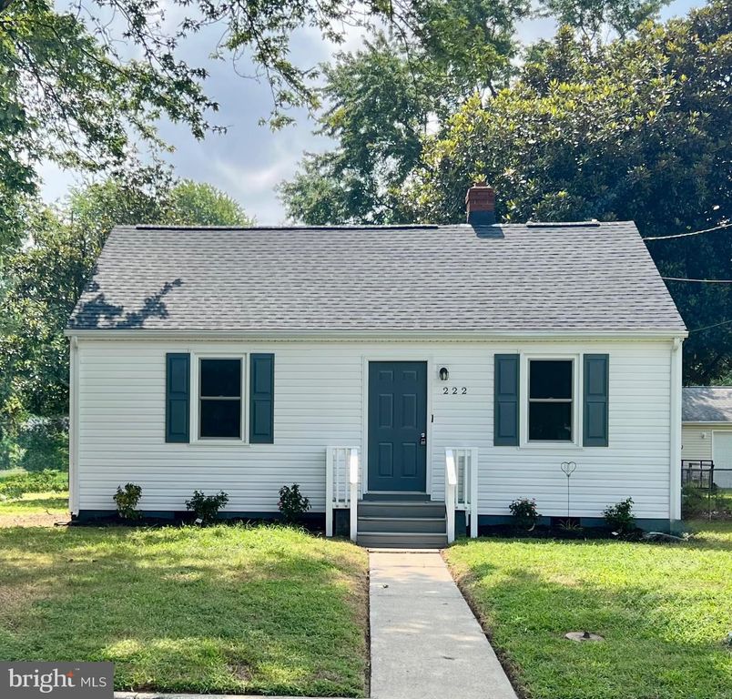 222 MIMOSA AVE, Colonial Beach, VA 22443