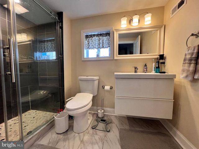 115 MERCY ST, Philadelphia, PA 19148