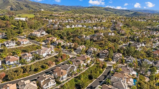 32092 Weeping Willow, Rancho Santa Margarita, CA 92679