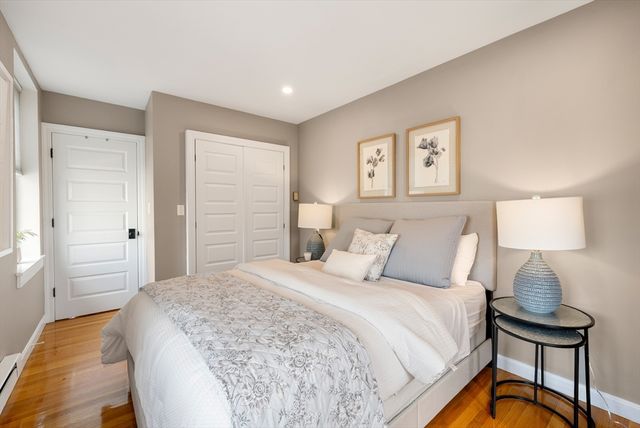 9 Hancock St 5, Boston, MA 02114