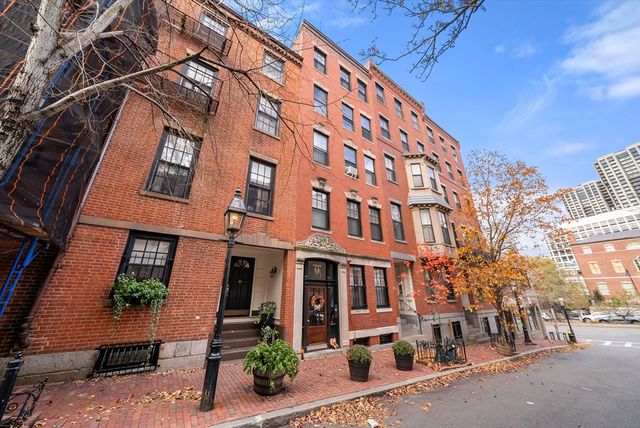 9 Hancock St 5, Boston, MA 02114
