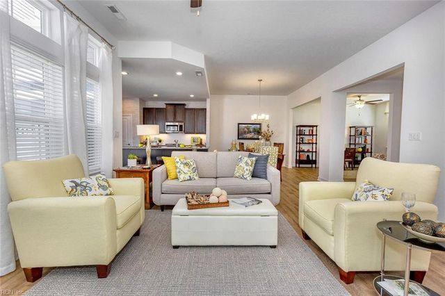 1301 Regal Rd Unit A, Suffolk, VA 23434