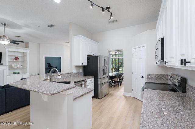 12070 BRANDON GLENN Terrace, Jacksonville, FL 32258