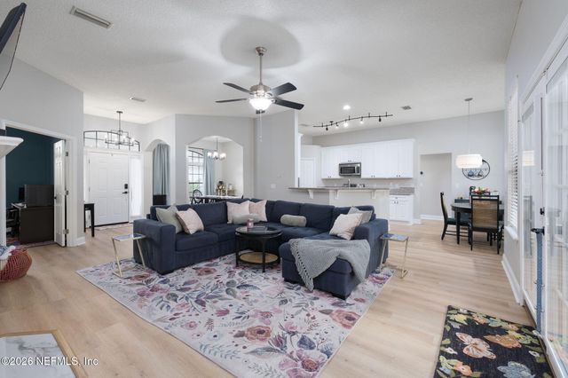 12070 BRANDON GLENN Terrace, Jacksonville, FL 32258