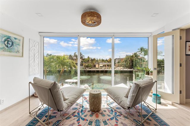 2400 NE 36th Street 12, Lighthouse Point, FL 33064