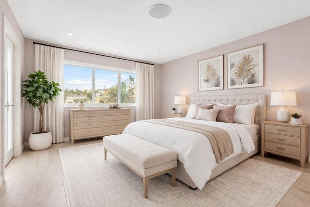 2400 NE 36th Street 12, Lighthouse Point, FL 33064