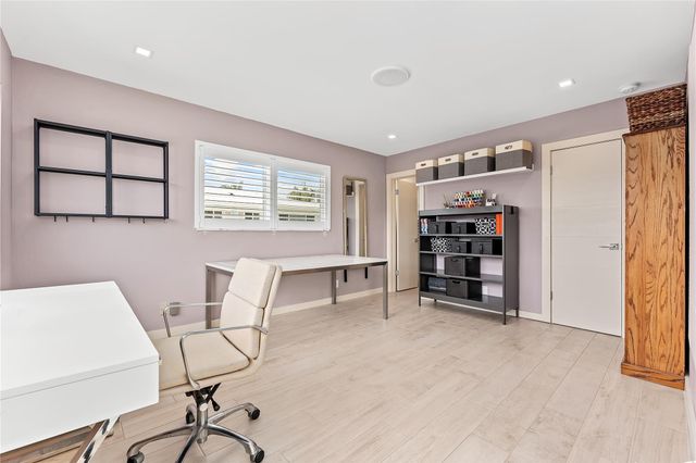 2400 NE 36th Street 12, Lighthouse Point, FL 33064