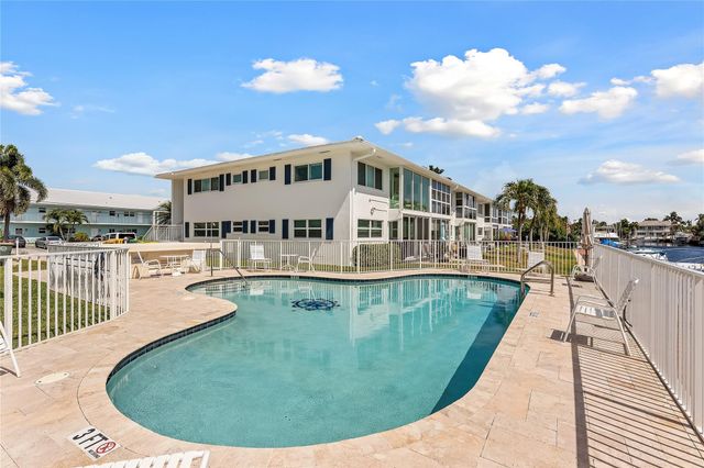 2400 NE 36th Street 12, Lighthouse Point, FL 33064
