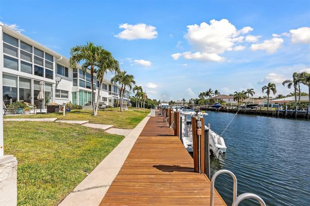 2400 NE 36th Street 12, Lighthouse Point, FL 33064