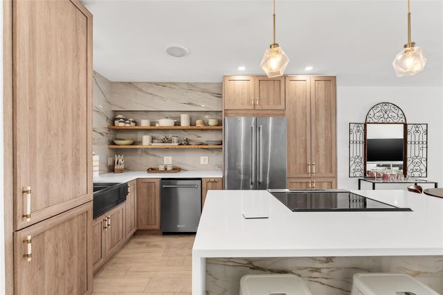 2400 NE 36th Street 12, Lighthouse Point, FL 33064