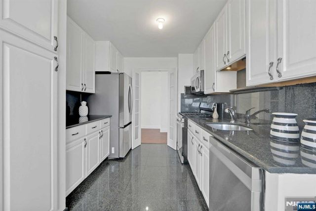 1600 Parker Avenue 20-21C, Fort Lee, NJ 07024