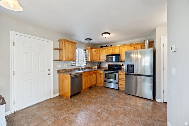 253 N 100 E, Salem, UT 84653