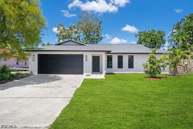 1437 SE 11th ST, Cape Coral, FL 33990