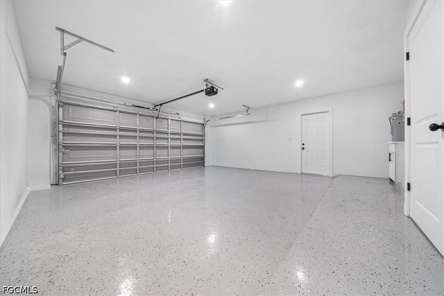 1437 SE 11th ST, Cape Coral, FL 33990