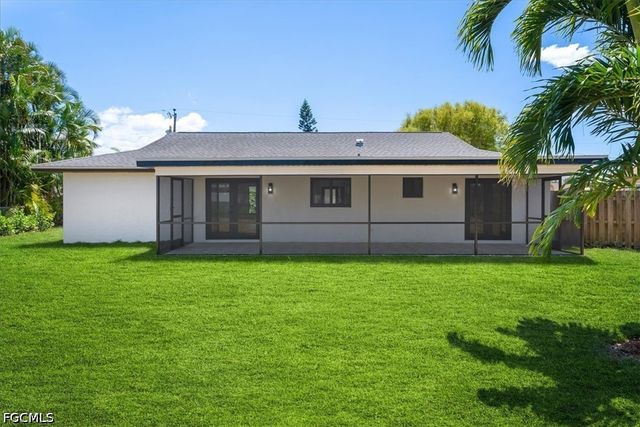 1437 SE 11th ST, Cape Coral, FL 33990