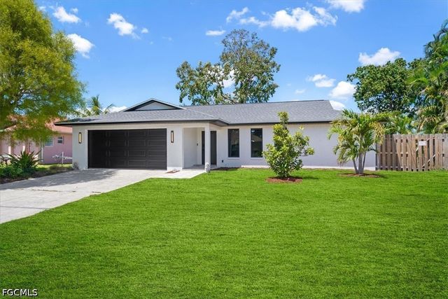 1437 SE 11th ST, Cape Coral, FL 33990