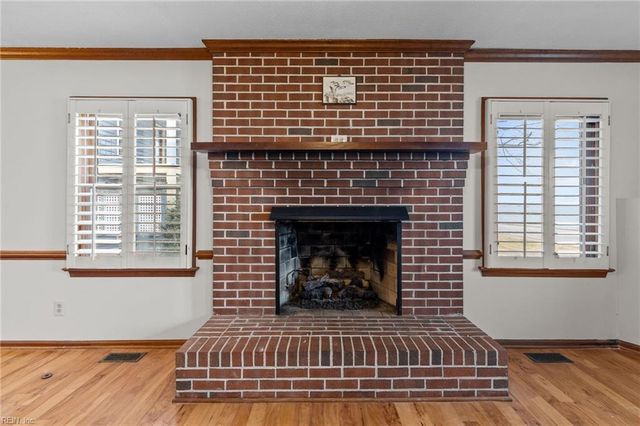 731 Chesapeake AVE, Hampton, VA 23661