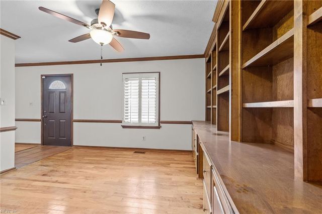 731 Chesapeake AVE, Hampton, VA 23661