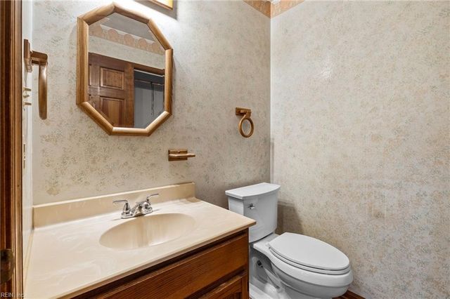 731 Chesapeake AVE, Hampton, VA 23661