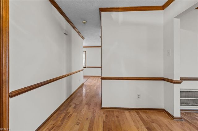 731 Chesapeake AVE, Hampton, VA 23661