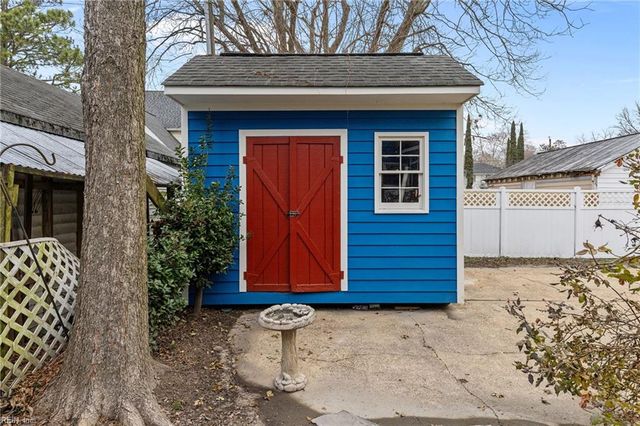 731 Chesapeake AVE, Hampton, VA 23661