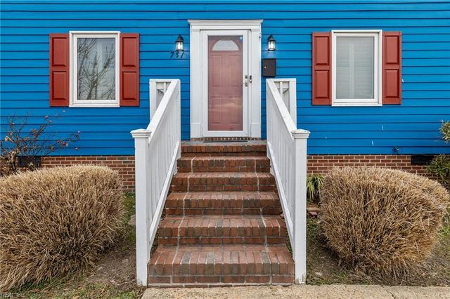 731 Chesapeake AVE, Hampton, VA 23661