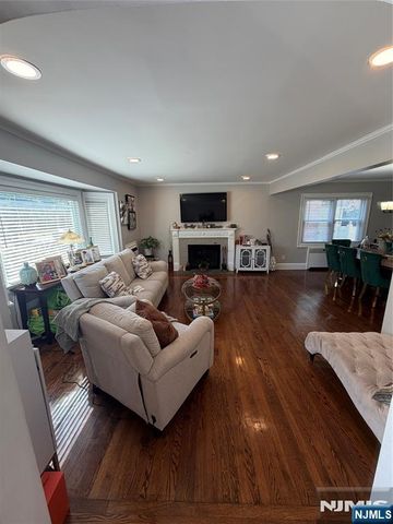 1238 Sussex Road, Teaneck, NJ 07666