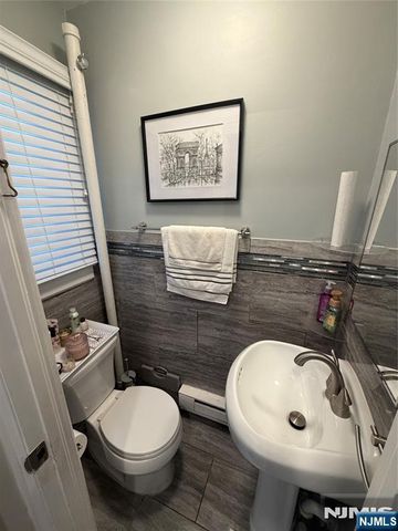 1238 Sussex Road, Teaneck, NJ 07666