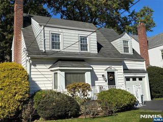 1238 Sussex Road, Teaneck, NJ 07666