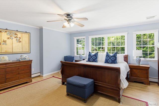 6 Brandy Road, Cold Spring Harbor, NY 11724