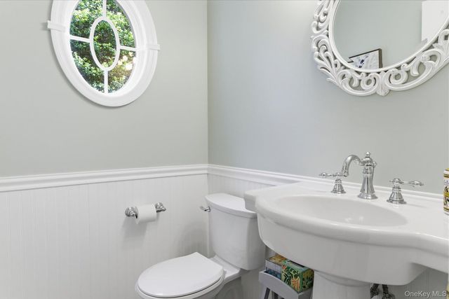 6 Brandy Road, Cold Spring Harbor, NY 11724