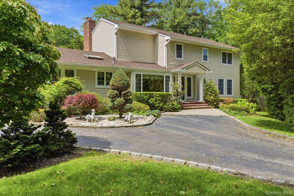 6 Brandy Road, Cold Spring Harbor, NY 11724