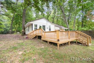6048 Stewart Woods Drive, Delton, MI 49046